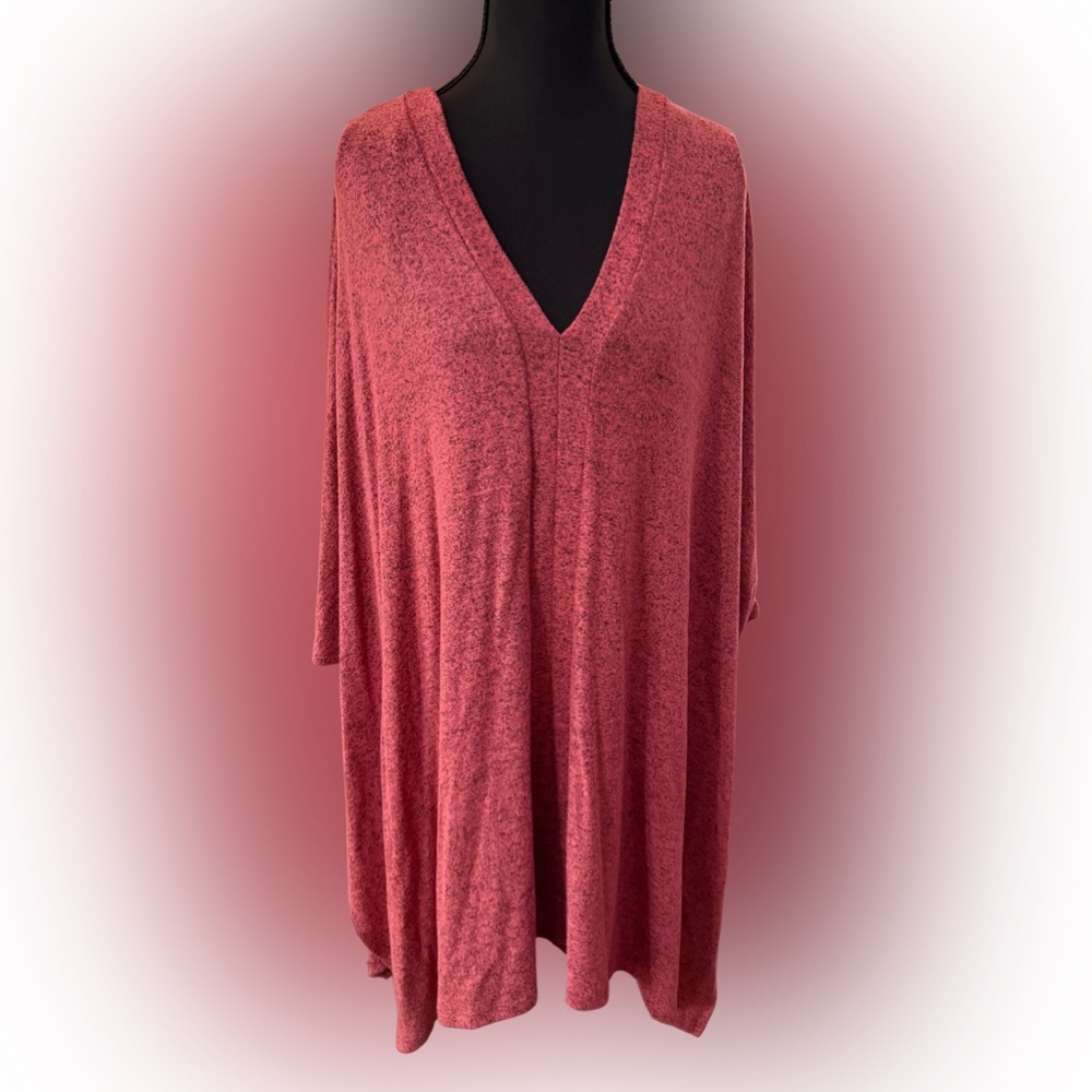 Zenana Signature Soft and Stylish Pink V-Neck Sweater Poncho Size Small‎